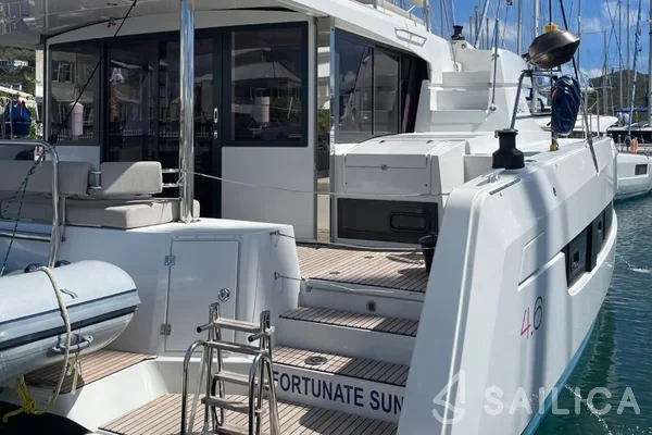 Bali 4.6 - Yacht Charter Sailica