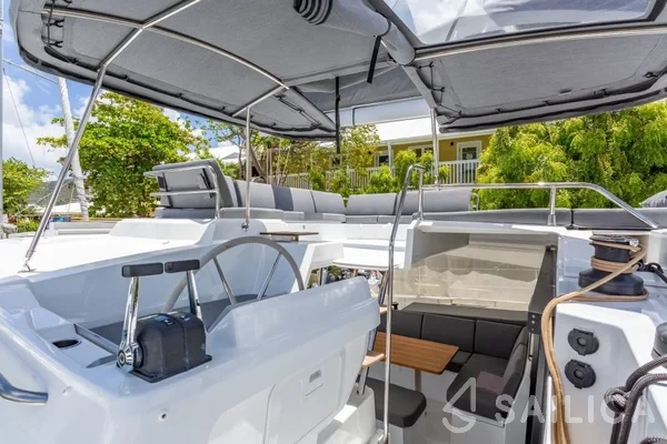 Elba 45 - Yacht Charter Sailica
