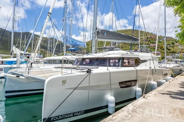 Elba 45 - Yacht Charter Sailica