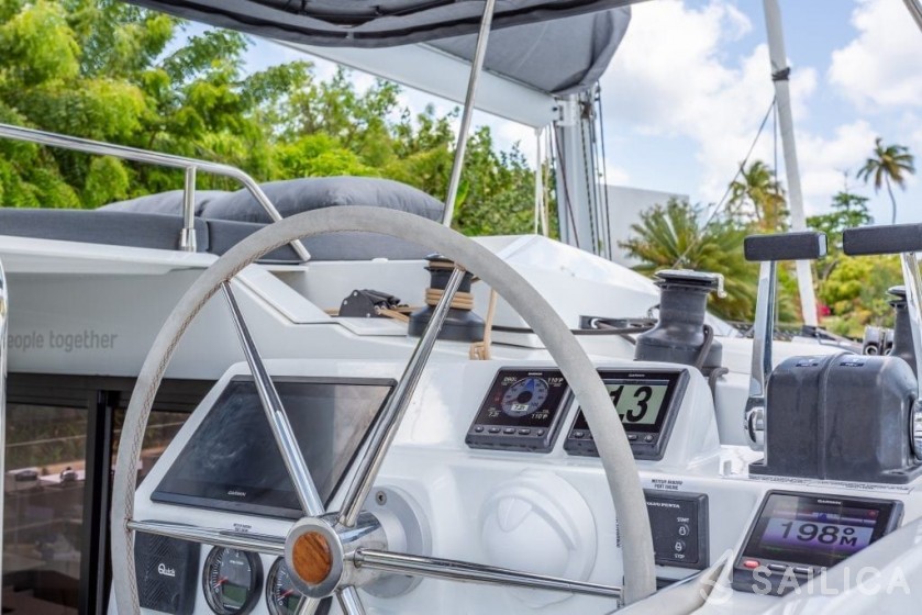 Elba 45 - Yacht Charter Sailica
