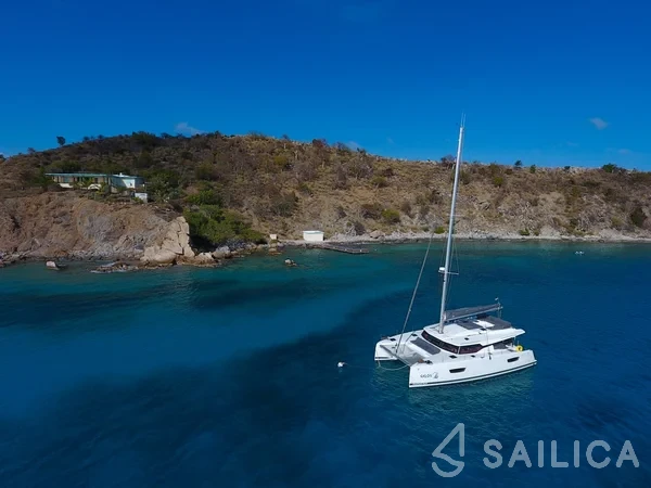 Elba 45 - Yacht Charter Sailica