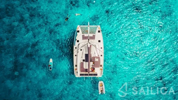Elba 45 - Yacht Charter Sailica