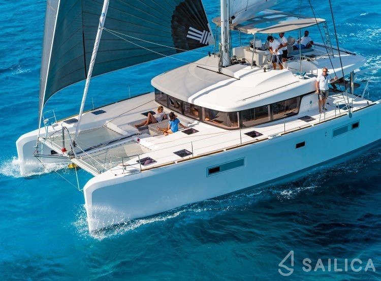 Lagoon 52F - Yacht Charter Sailica