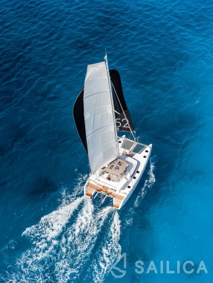 Lagoon 52F - Yacht Charter Sailica