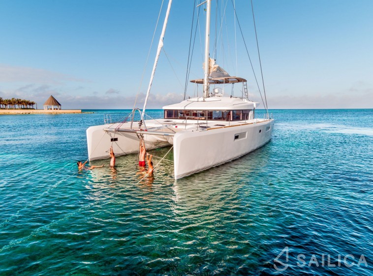 Lagoon 52F - Yacht Charter Sailica