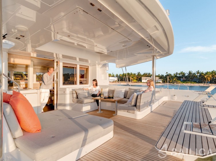 Lagoon 52F - Yacht Charter Sailica