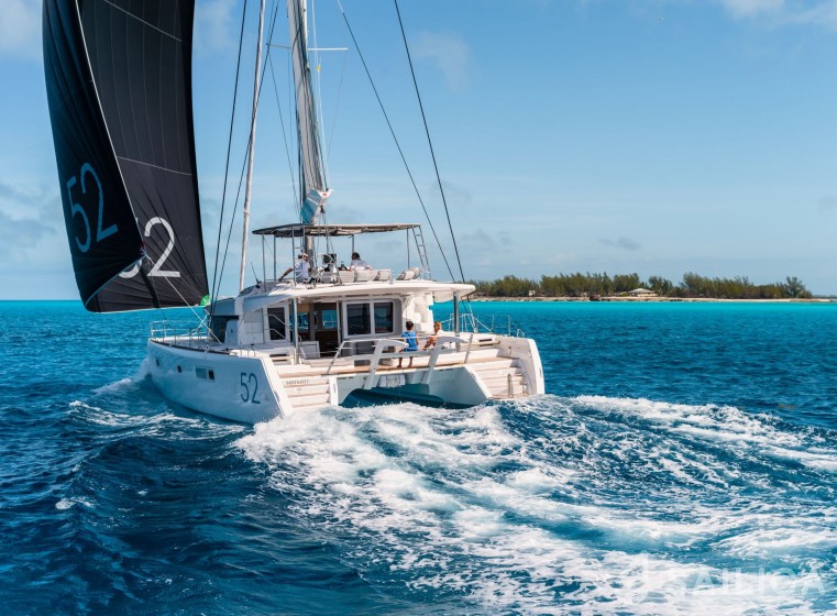 Lagoon 52F - Yacht Charter Sailica