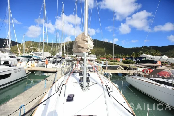 Sun Odyssey 419 - Yacht Charter Sailica