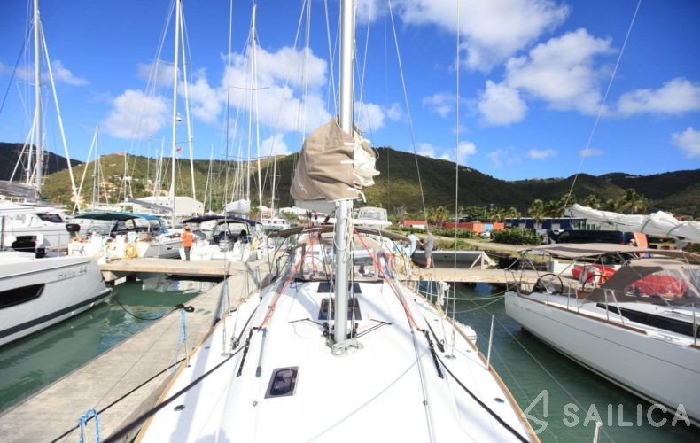Sun Odyssey 419 - Yacht Charter Sailica