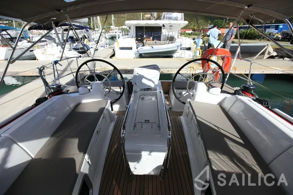 Sun Odyssey 419 - Yacht Charter Sailica