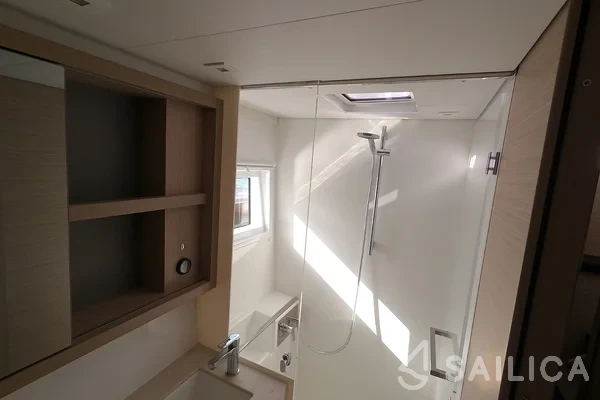 Lagoon 46  - Yacht Charter Sailica