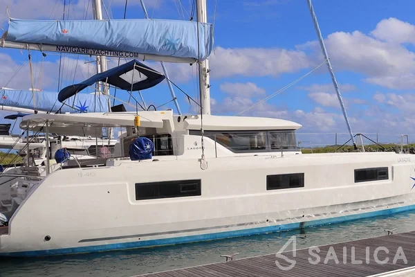 Lagoon 46  - Yacht Charter Sailica