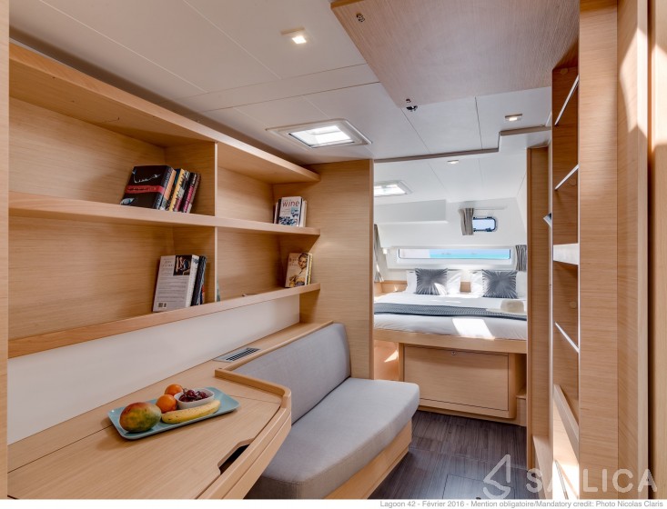 Lagoon 42 - Yacht Charter Sailica