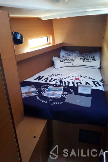 Sun Loft 47 - Yacht Charter Sailica