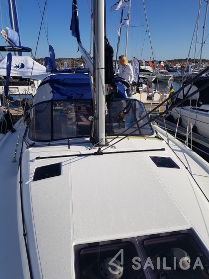 Sun Loft 47 - Yacht Charter Sailica