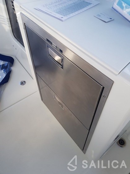 Sun Loft 47 - Yacht Charter Sailica