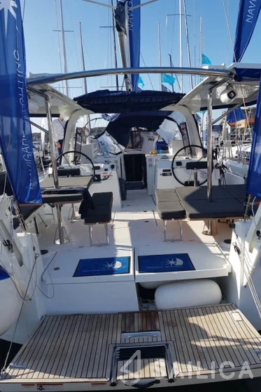 Sun Loft 47 - Yacht Charter Sailica