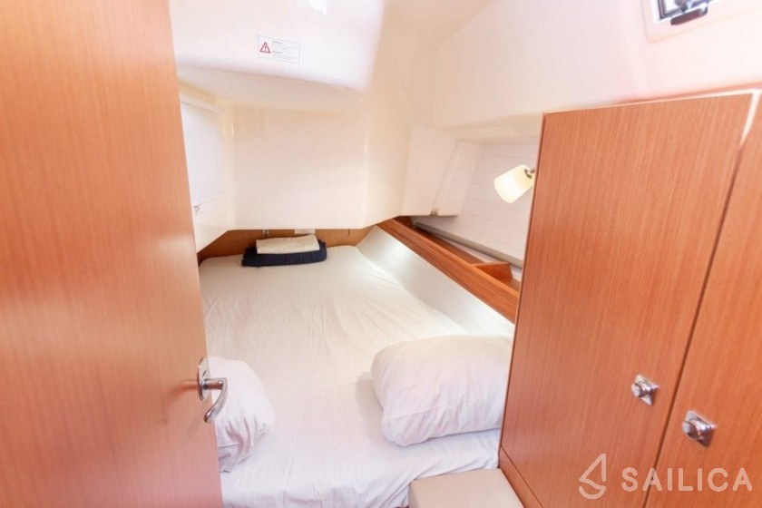 Bavaria 34 - Yacht Charter Sailica