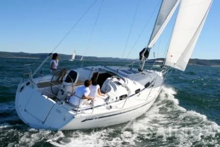 Bavaria 34 - Yacht Charter Sailica