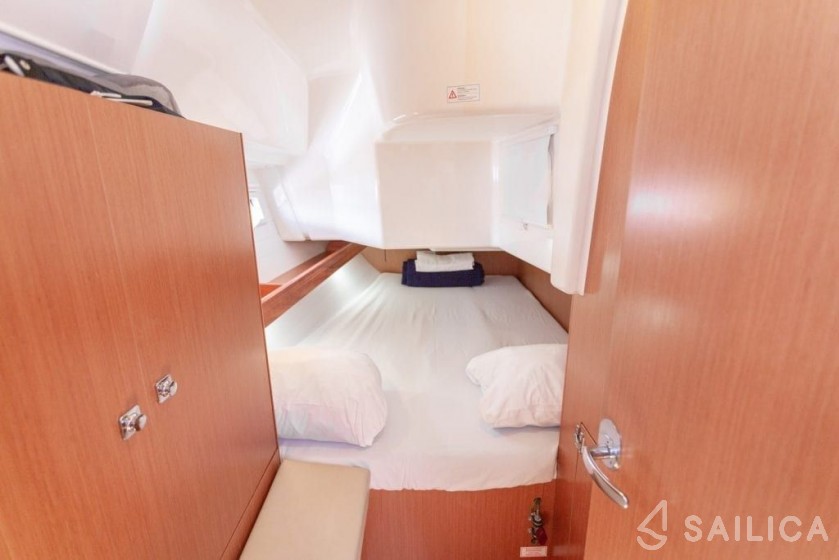 Bavaria 34 - Yacht Charter Sailica