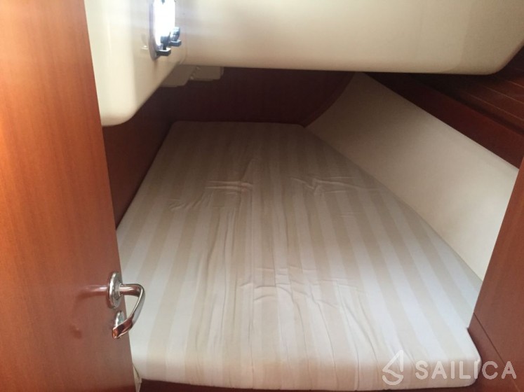 Dufour 40 - Yacht Charter Sailica