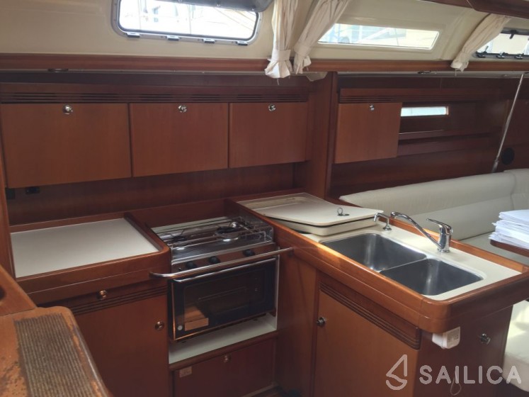 Dufour 40 - Yacht Charter Sailica