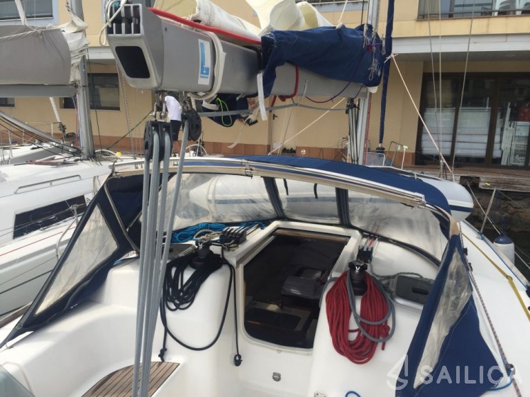 Dufour 40 - Yacht Charter Sailica