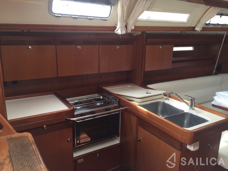 Dufour 40 - Yacht Charter Sailica