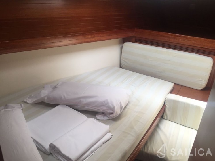 Dufour 40 - Yacht Charter Sailica