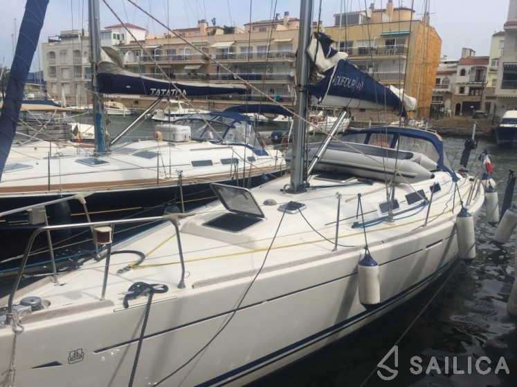 Dufour 40 - Yacht Charter Sailica