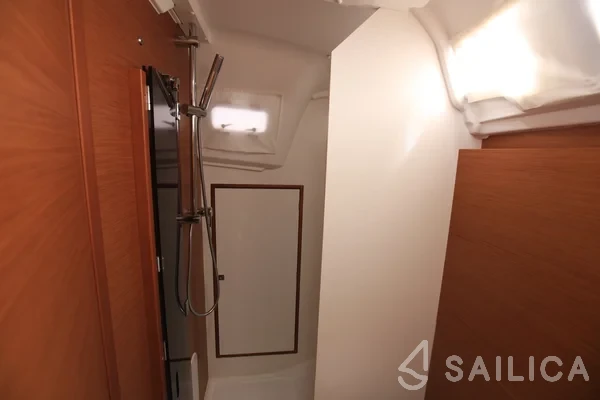 Sun Odyssey 349 - Yacht Charter Sailica