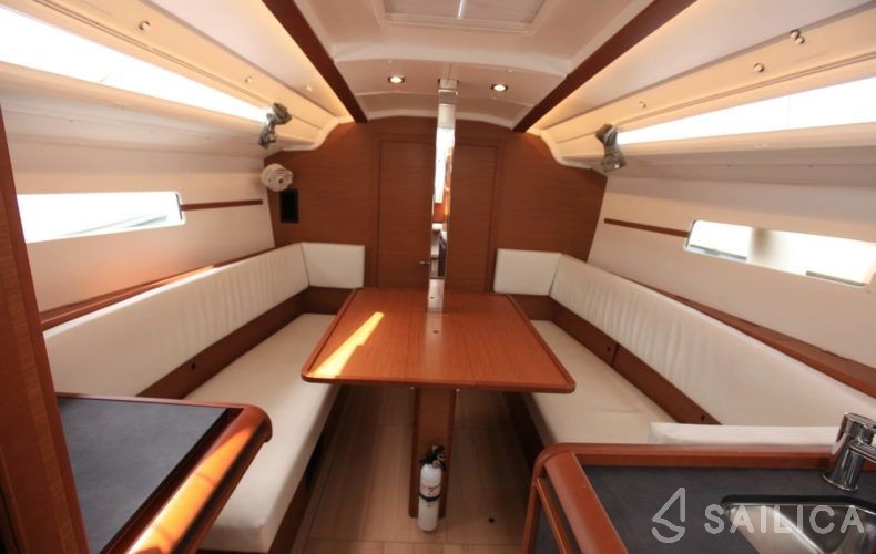Sun Odyssey 349 - Yacht Charter Sailica