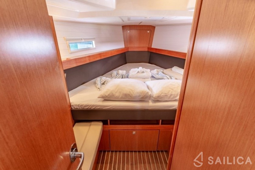 Bavaria 41 Cruiser - Yacht Charter Sailica