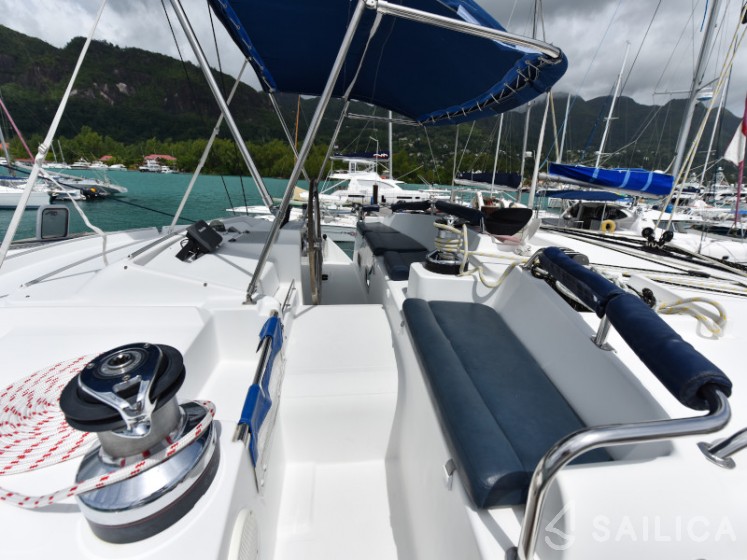 Lagoon 440 - Yacht Charter Sailica
