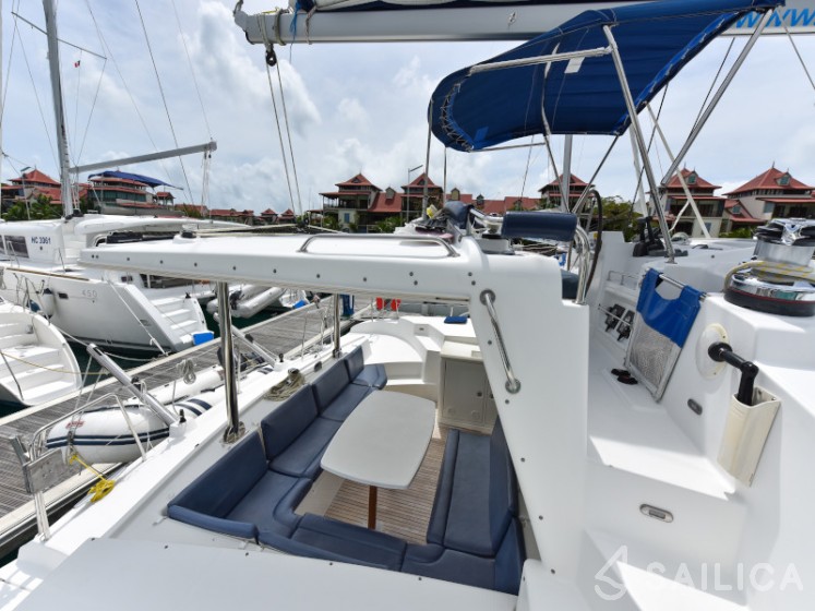 Lagoon 440 - Yacht Charter Sailica