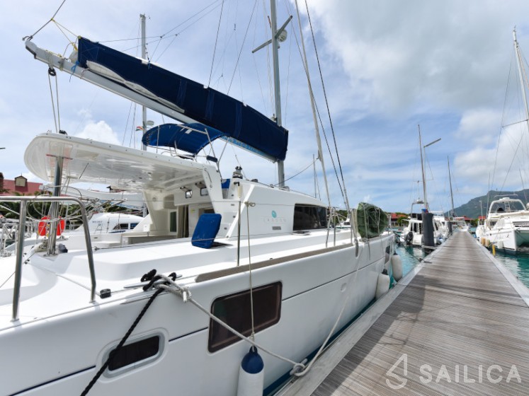 Lagoon 440 - Yacht Charter Sailica