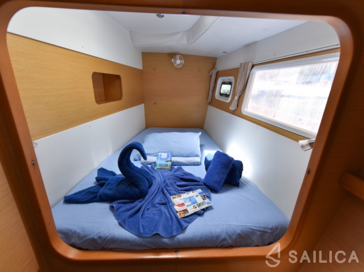 Lagoon 440 - Yacht Charter Sailica