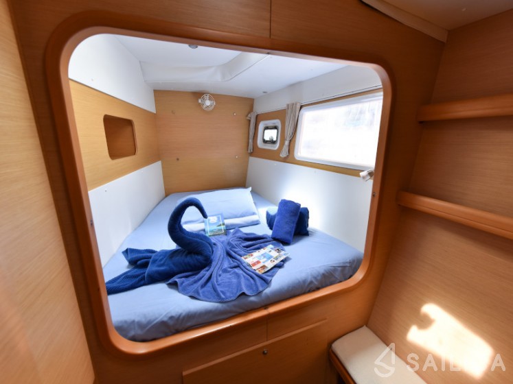 Lagoon 440 - Yacht Charter Sailica
