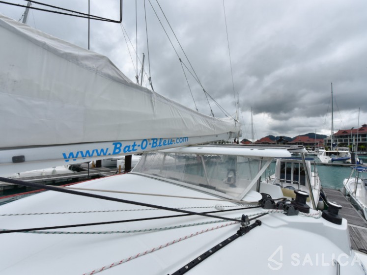 Lagoon 380 - Yacht Charter Sailica
