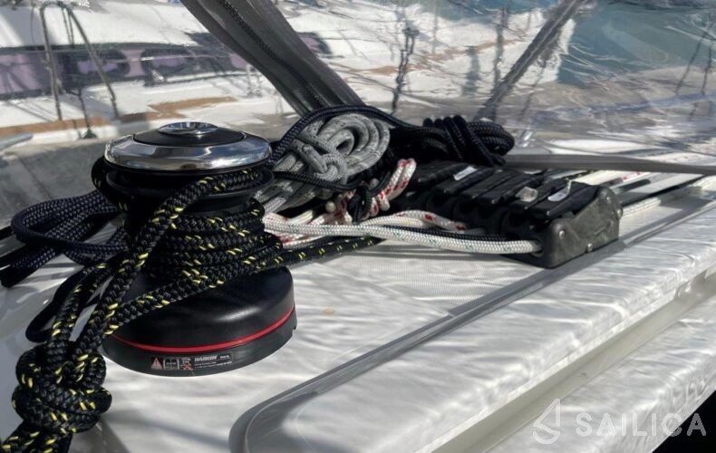 Oceanis 30.1 - Yacht Charter Sailica