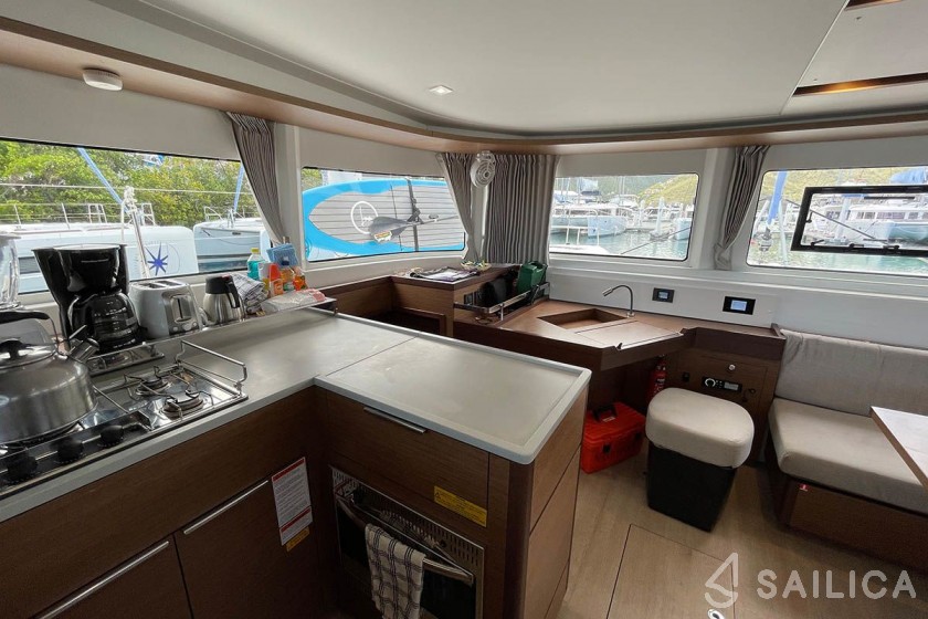 Lagoon 46  - Yacht Charter Sailica