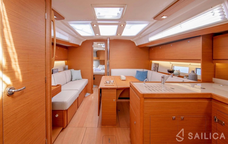 Dufour 390 Grand Large - Yacht Charter Sailica