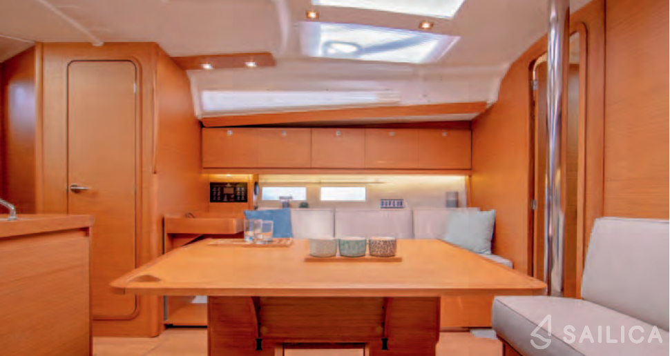 Dufour 390 Grand Large - Yacht Charter Sailica