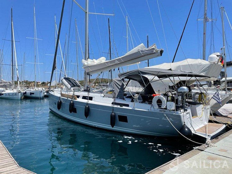 Hanse 458 - Yacht Charter Sailica