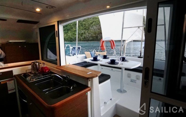 Lagoon 380 - Yacht Charter Sailica