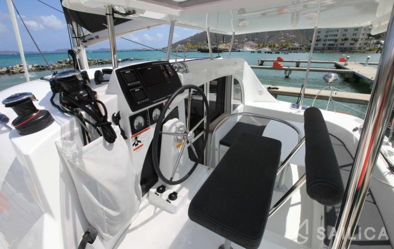 Lagoon 380 - Yacht Charter Sailica