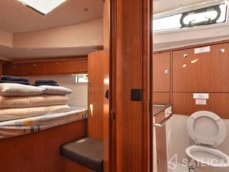 Bavaria 46 Cruiser - Yacht Charter Sailica