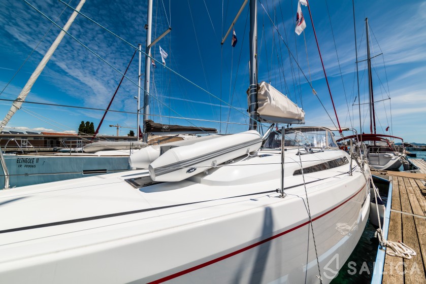Oceanis 40.1 - Yacht Charter Sailica