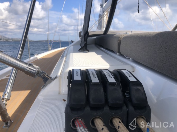 Dufour 530 - Yacht Charter Sailica