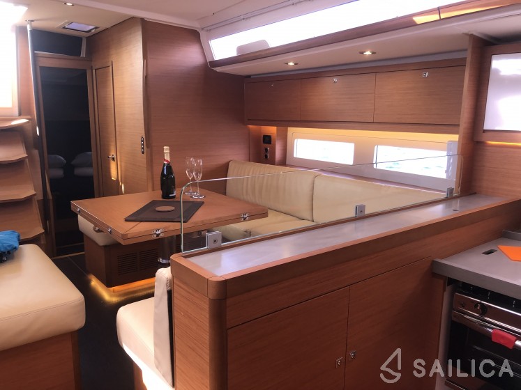 Dufour 530 - Yacht Charter Sailica